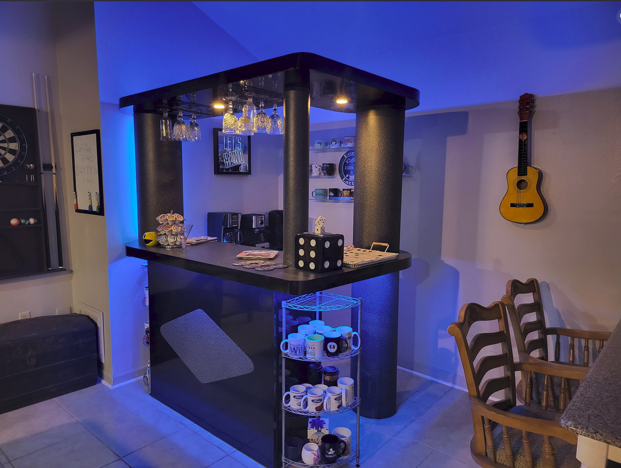 Lori’s Latte’s (Coffee Bar)